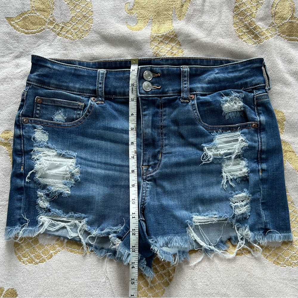 American Eagle Women’s High Rise Shortie Jean Shorts - Size 12 - Picture 2 of 6